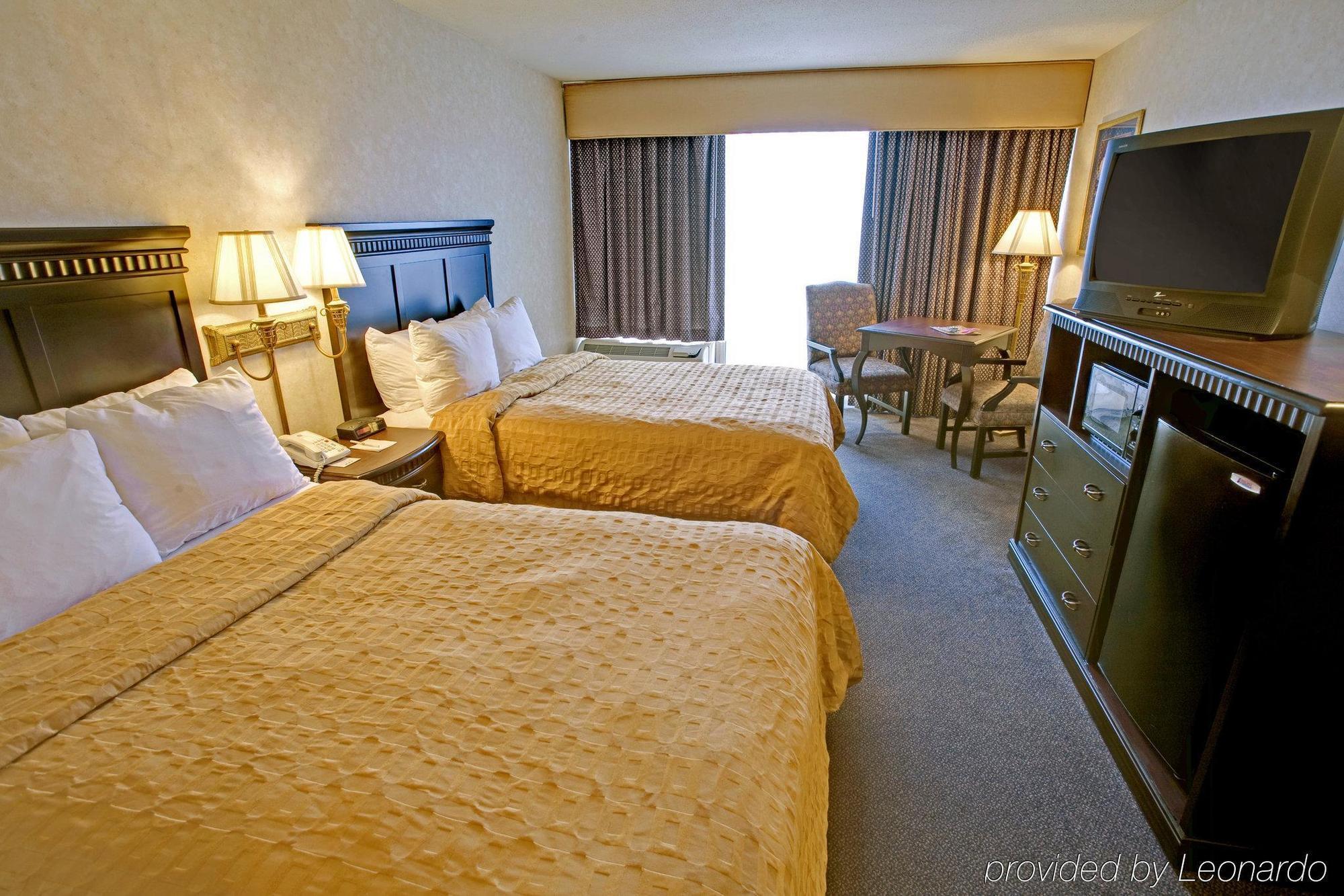 Quality Inn Near Hampton Coliseum Room photo